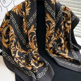 Galina Musta Foulard (100 % Seta - 88 cm)