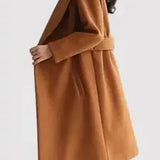 Cappotto con cintura
